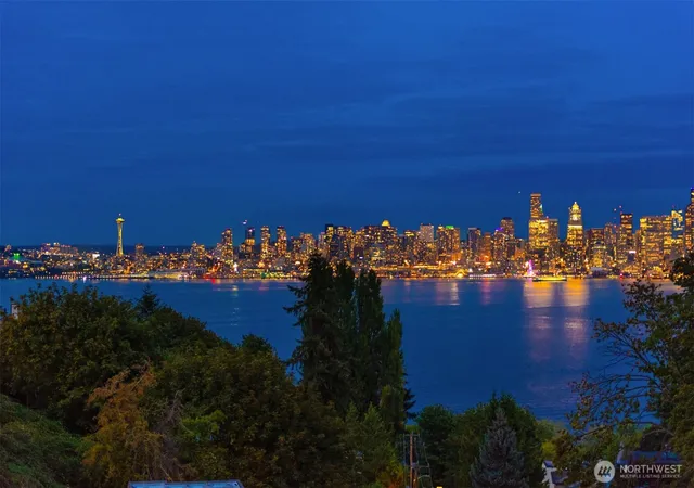 Photo 2 of Single family home for sale at 1718 Palm Ave Sw, Seattle, WA 98116 | MLS# NWM2583498 | Listing updated on 2026-10-02