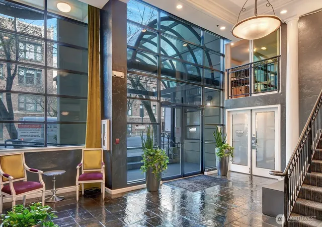 Photo 4 of Condo for sale at 425 Vine St #405, Seattle, WA 98121 | MLS# NWM2583505 | Listing updated on 2026-09-17