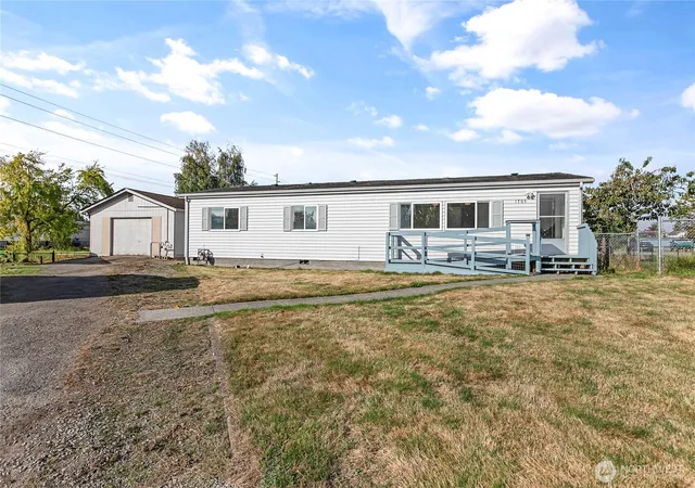 Manufactured home for sale at 1705 N 32nd Place, Mount Vernon, WA 98273 | MLS# NWM2583520
