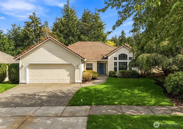Photo 1 of Single family home for sale at 4204 Campus Green Dr Ne, Lacey, WA 98516 | MLS# NWM2583539 | Listing updated on 2026-09-25