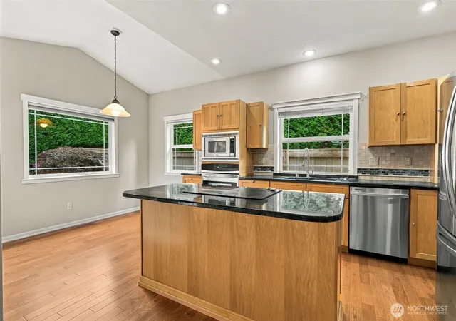 Photo 4 of Single family home for sale at 4204 Campus Green Dr NE, Lacey, WA 98516 | MLS# NWM2583539 | Listing updated on 2026-09-25