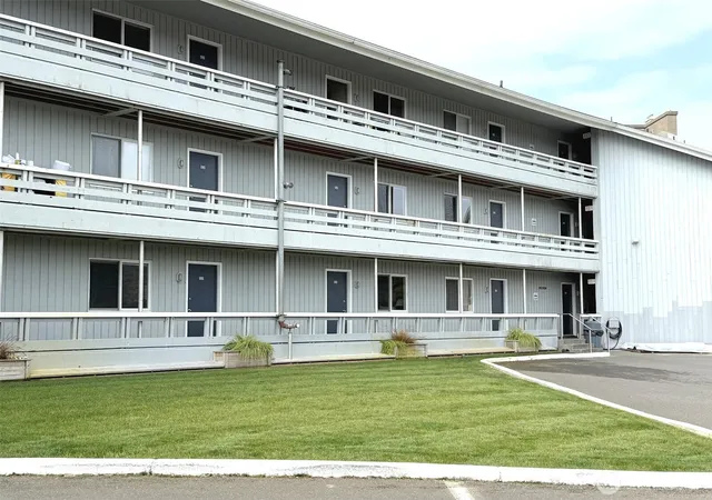 Photo 2 of Condo for sale at 651 Ocean Shrs Blvd Nw #108, Ocean Shores, WA 98569 | MLS# NWM2583542 | Listing updated on 2026-10-12