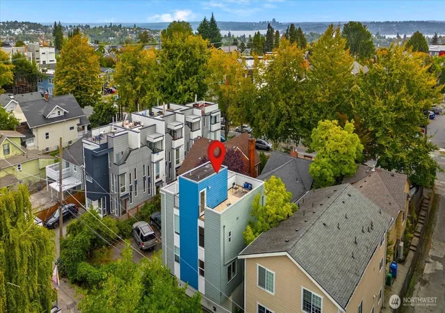 Townhouse for sale at 3423 Beacon Ave S, Seattle, WA 98144 | MLS# NWM2583549