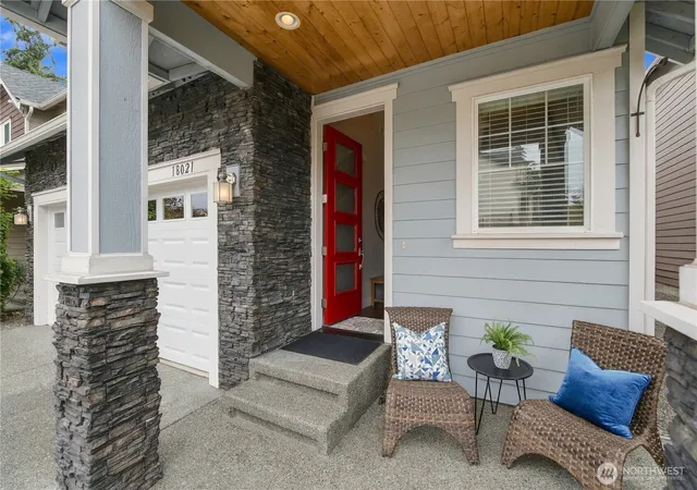 Photo 3 of Single family home for sale at 18021 33 Drive SE, Bothell, WA 98012 | MLS# NWM2583557 | Listing updated on 2026-09-28