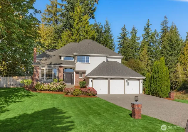 Photo 1 of Single family home for sale at 7229 245th Way Ne, Redmond, WA 98053 | MLS# NWM2583582 | Listing updated on 2026-09-30