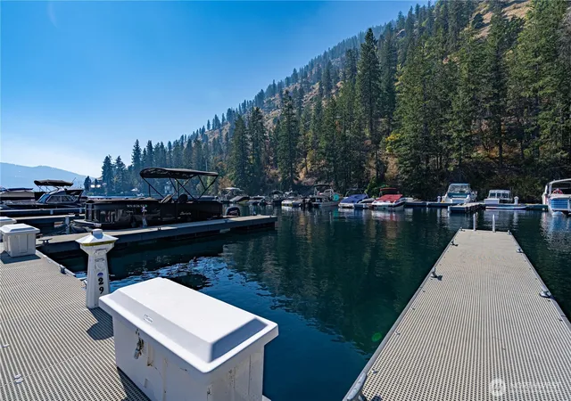 Photo 3 of Manufactured home for sale at 11155 S Lakeshore Rd #26B, Chelan, WA 98816 | MLS# NWM2583592 | Listing updated on 2026-09-19