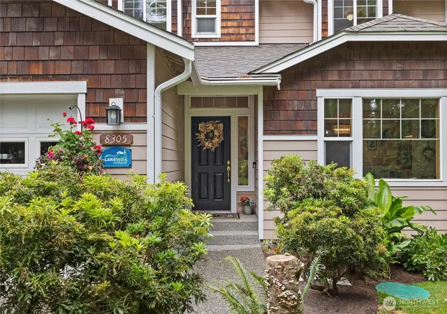 Photo 2 of Single family home for sale at 8305 317th Place Nw, Stanwood, WA 98292 | MLS# NWM2583605 | Listing updated on 2026-09-22