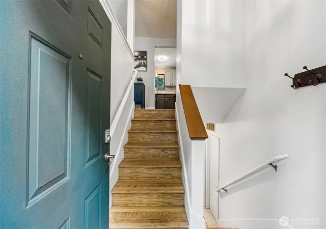 Photo 3 of Single family home for sale at 1632 Ne Perkins Way, Shoreline, WA 98155 | MLS# NWM2583608 | Listing updated on 2026-09-28