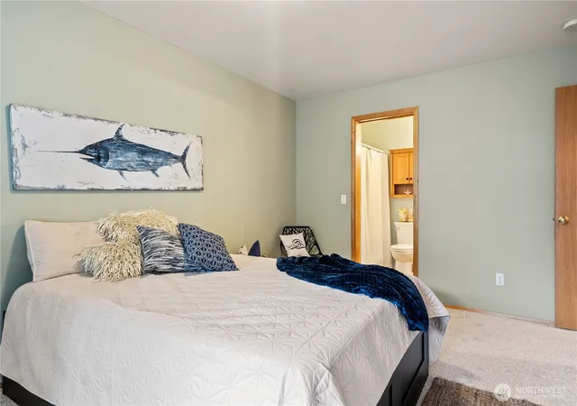 Photo 4 of Single family home for sale at 1814 Williamsburg Ct, Bellingham, WA 98226 | MLS# NWM2583612 | Listing updated on 2026-10-01