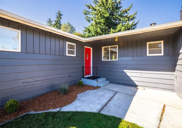 Photo 3 of Single family home for sale at 30025 14th Avenue S, Federal Way, WA 98003 | MLS# NWM2583615 | Listing updated on 2026-09-26