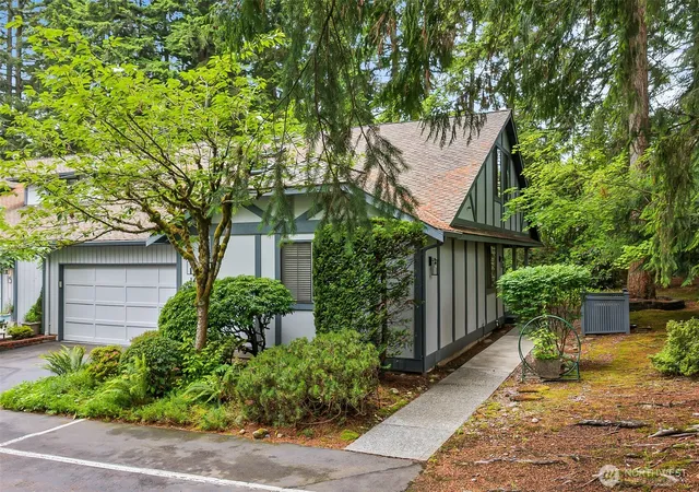 Photo 2 of Townhouse for sale at 1805 Village Green Dr #16, Mill Creek, WA 98012 | MLS# NWM2583636 | Listing updated on 2026-09-17