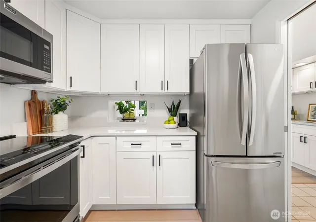 Photo 3 of Sale Pending at 1800 N 105th Street #101, Seattle, WA 98133 | MLS# NWM2583637 | Listing updated on 2026-09-29