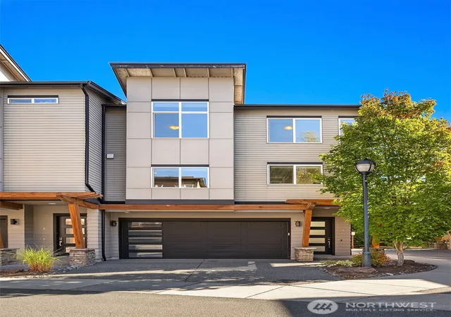 Photo 1 of Townhouse for sale at 19225 Damson Rd #D4, Lynnwood, WA 98036 | MLS# NWM2583641 | Listing updated on 2026-09-18
