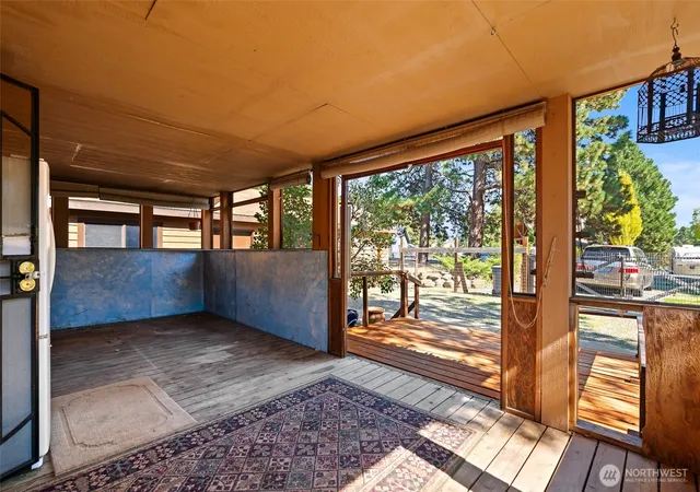 Photo 3 of Manufactured home for sale at 1251 Sunlight Dr, Cle Elum, WA 98922 | MLS# NWM2583645 | Listing updated on 2026-09-28