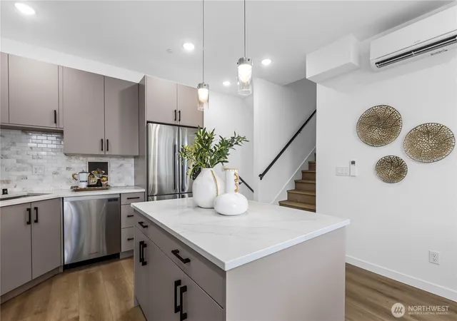 Photo 4 of Townhouse for sale at 6538 C Latona Ave NE, Seattle, WA 98115 | MLS# NWM2583649 | Listing updated on 2026-10-01