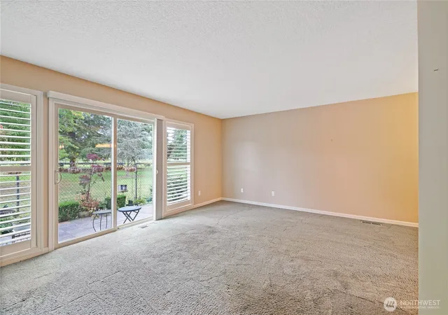Photo 4 of Condo for sale at 2353 40th Avenue #3, Longview, WA 98632 | MLS# NWM2583684 | Listing updated on 2026-09-19
