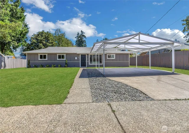 Photo 2 of Single family home for sale at 3029 N Baltimore, Tacoma, WA 98407 | MLS# NWM2583685 | Listing updated on 2026-09-24