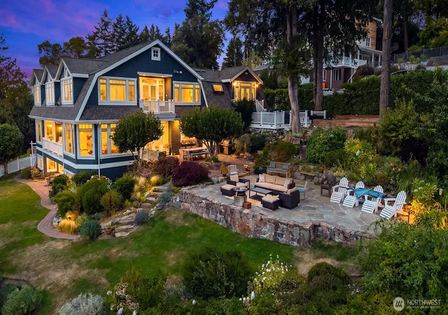 Photo 3 of Mansion for sale at 2231 Nw 190th Place, Shoreline, WA 98177 | MLS# NWM2583690 | Listing updated on 2026-09-30