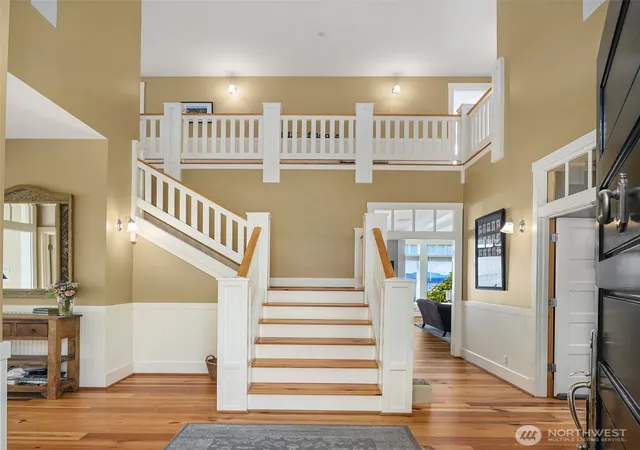 Photo 4 of Single family home for sale at 2231 NW 190th Place, Shoreline, WA 98177 | MLS# NWM2583690 | Listing updated on 2026-09-30