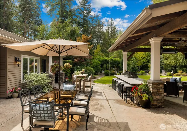 Photo 3 of Single family home for sale at 24733 Se Windsor Blvd, Sammamish, WA 98074 | MLS# NWM2583692 | Listing updated on 2026-10-01