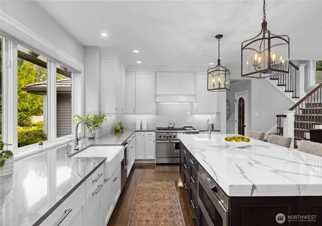 Photo 4 of Single family home for sale at 24733 SE Windsor Blvd, Sammamish, WA 98074 | MLS# NWM2583692 | Listing updated on 2026-10-01