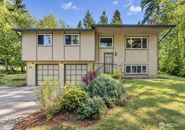 Photo 2 of Single family home for sale at 363 Se Canyon Dr, Chehalis, WA 98532 | MLS# NWM2583714 | Listing updated on 2026-10-02