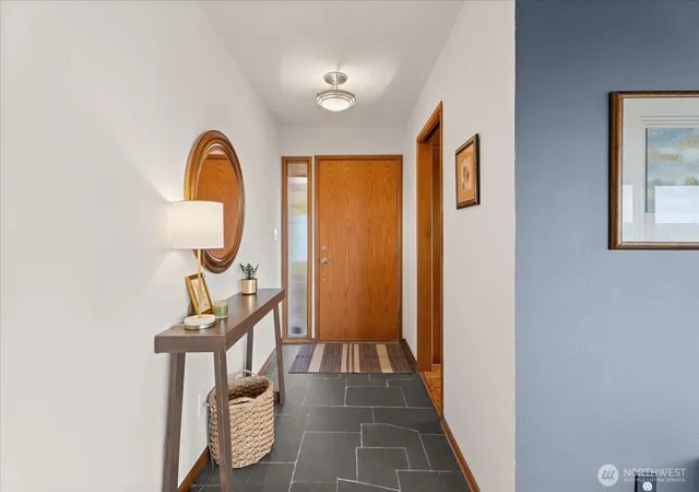 Photo 4 of Single family home for sale at 20934 7th Avenue S, Des Moines, WA 98198 | MLS# NWM2583716 | Listing updated on 2026-10-01