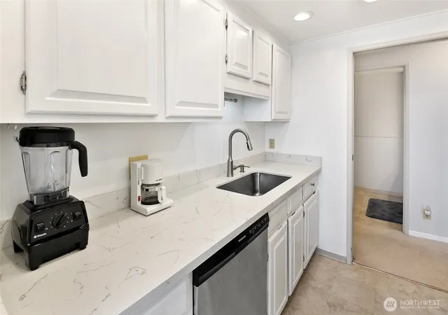 Photo 3 of Condo for sale at 2201 3rd Avenue #1404, Seattle, WA 98121 | MLS# NWM2583738 | Listing updated on 2026-10-07