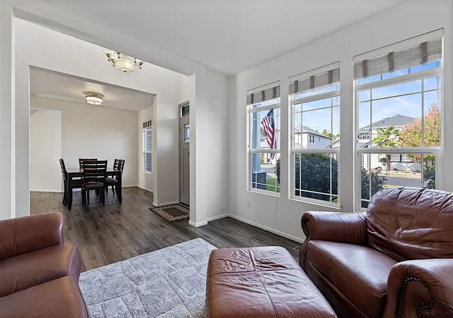Photo 3 of Single family home for sale at 6410 63rd Street W, University Place, WA 98467 | MLS# NWM2583740 | Listing updated on 2026-10-17