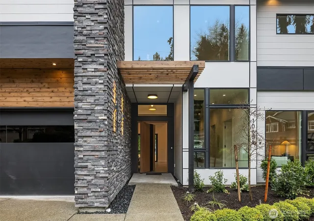 Photo 3 of Mansion for sale at 10656 Woodhaven Ln, Bellevue, WA 98004 | MLS# NWM2583747 | Listing updated on 2026-10-02