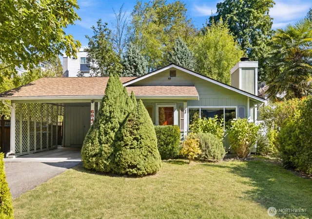 Single family home for sale at 6542 24th Avenue SW, Seattle, WA 98106 | MLS# NWM2583750