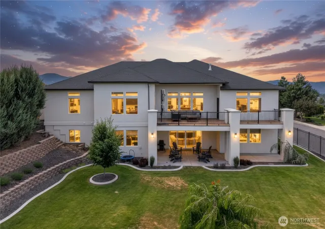 Photo 2 of Mansion for sale at 1104 Allenwhite Dr, Richland, WA 99352 | MLS# NWM2583764 | Listing updated on 2026-09-18