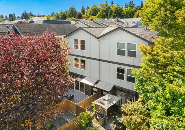 Photo 2 of Townhouse for sale at 3627 Gilman Ave W, Seattle, WA 98199 | MLS# NWM2583769 | Listing updated on 2026-10-01