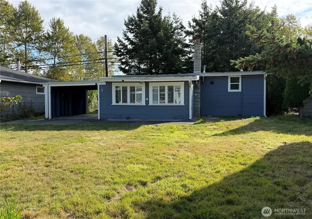 Photo 3 of Single family home for sale at 8153 Harborview Rd, Blaine, WA 98230 | MLS# NWM2583772 | Listing updated on 2026-09-24