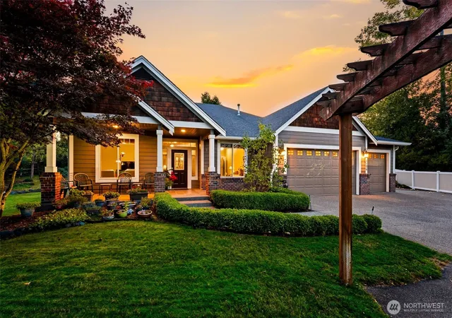 Photo 3 of Single family home for sale at 1106 15th Avenue Sw, Puyallup, WA 98371 | MLS# NWM2583777 | Listing updated on 2026-10-26