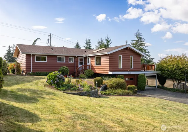 Photo 2 of Sale Pending at 1145 Undine St, Bellingham, WA 98229 | MLS# NWM2583779 | Listing updated on 2026-09-25