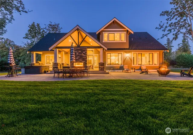 Photo 2 of Single family home for sale at 15178 Se 330th Way, Auburn, WA 98092 | MLS# NWM2583785 | Listing updated on 2026-09-23