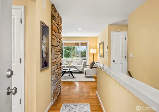 Photo 3 of Single family home for sale at 231 105th Avenue Se, Bellevue, WA 98004 | MLS# NWM2583801 | Listing updated on 2026-10-02