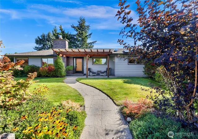 Photo 1 of Sale Pending at 109 Acacia St, Bellingham, WA 98225 | MLS# NWM2583815 | Listing updated on 2026-09-22