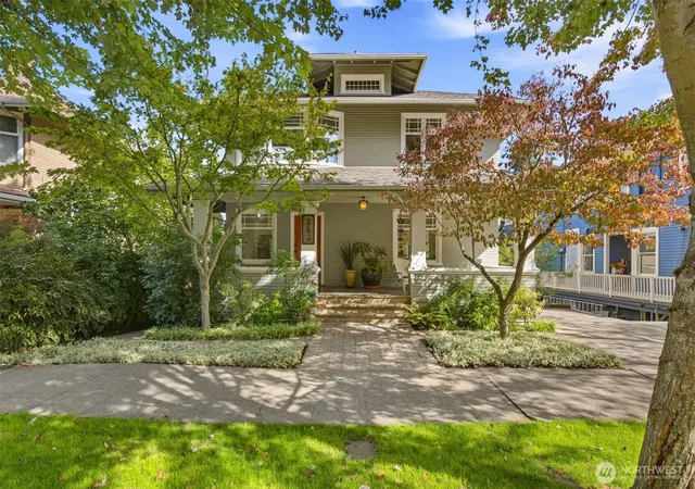 Photo 2 of Sale Pending at 142 30th Avenue S, Seattle, WA 98122 | MLS# NWM2583819 | Listing updated on 2026-10-01