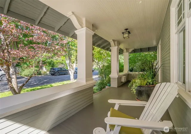 Photo 3 of Sale Pending at 142 30th Avenue S, Seattle, WA 98122 | MLS# NWM2583819 | Listing updated on 2026-10-01