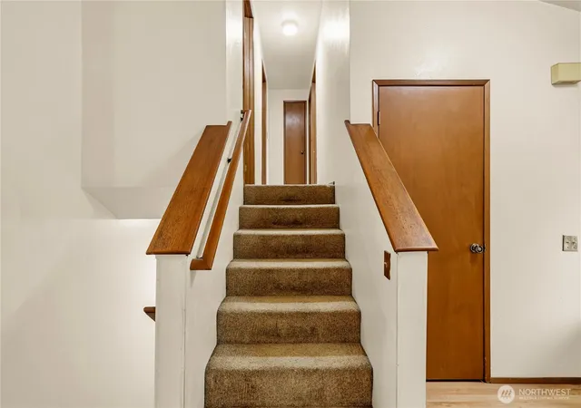 Photo 4 of Single family home for sale at 7275 Blackbird Dr NE, Bremerton, WA 98311 | MLS# NWM2583820 | Listing updated on 2026-10-01