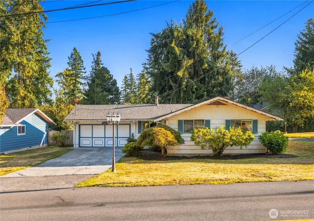Single family home for sale at 2826 York Rd, Everett, WA 98204 | MLS# NWM2583822 | Listing updated on 2026-10-08