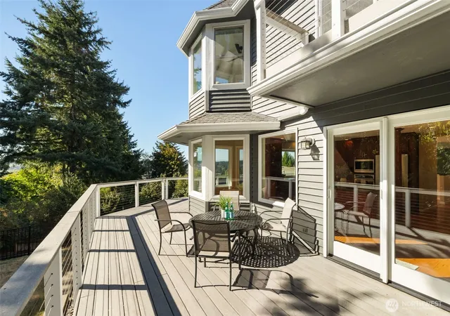 Photo 4 of Single family home for sale at 2704 88th Street Ct NW, Gig Harbor, WA 98332 | MLS# NWM2583847 | Listing updated on 2026-09-30