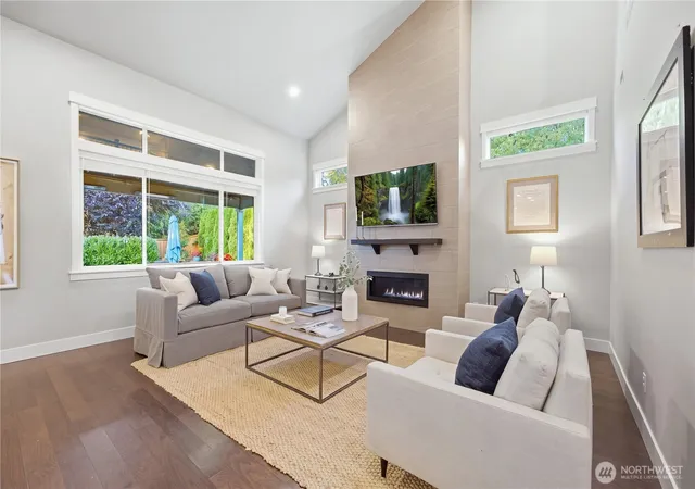 Photo 3 of Sale Pending at 5218 Ne 2nd Place, Renton, WA 98059 | MLS# NWM2583851 | Listing updated on 2026-09-20
