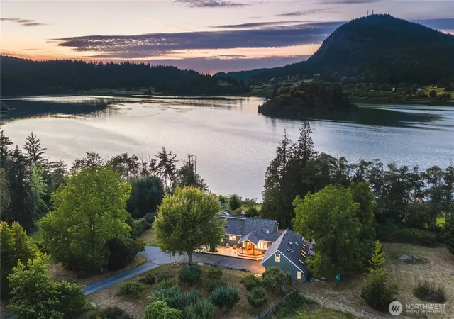 Photo 1 of Single family home for sale at 6067 S Campbell Lake Rd, Anacortes, WA 98221 | MLS# NWM2583861 | Listing updated on 2026-09-18