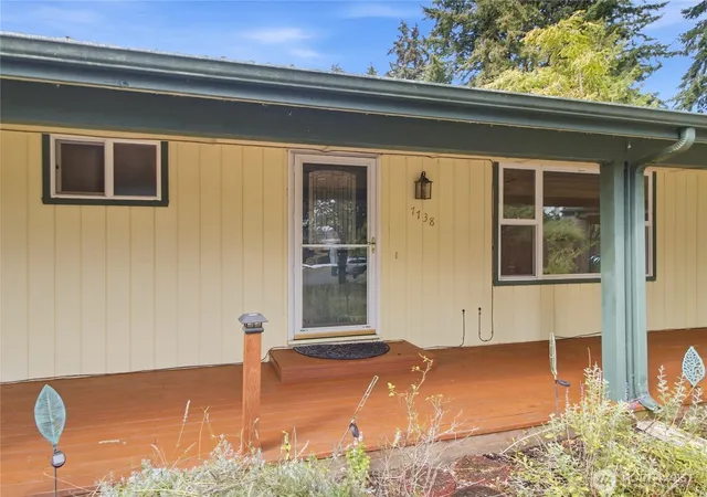 Photo 4 of Sale Pending at 7738 Long Lake Ct SE, Lacey, WA 98503 | MLS# NWM2583870 | Listing updated on 2026-09-25