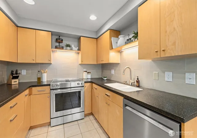 Photo 3 of Condo for sale at 8225 212th Street SW #304, Edmonds, WA 98026 | MLS# NWM2583884 | Listing updated on 2026-09-17