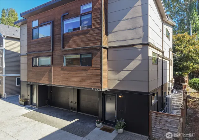 Townhouse for sale at 6534 42nd Avenue SW #B, Seattle, WA 98136 | MLS# NWM2583891