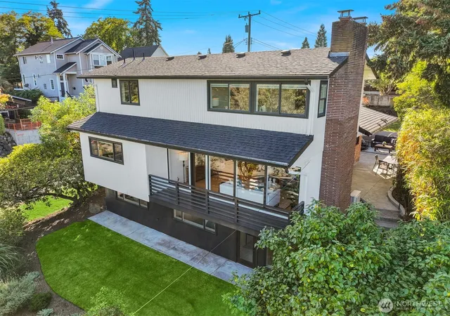 Photo 2 of Sale Pending at 4014 S Dakota St, Seattle, WA 98118 | MLS# NWM2583895 | Listing updated on 2026-09-29